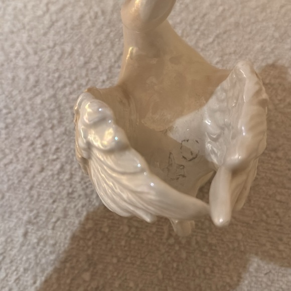 Vintage twin swan nick nack - Picture 2 of 4